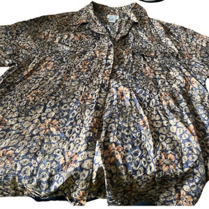 Cezar 100% silk shirt, size Medium